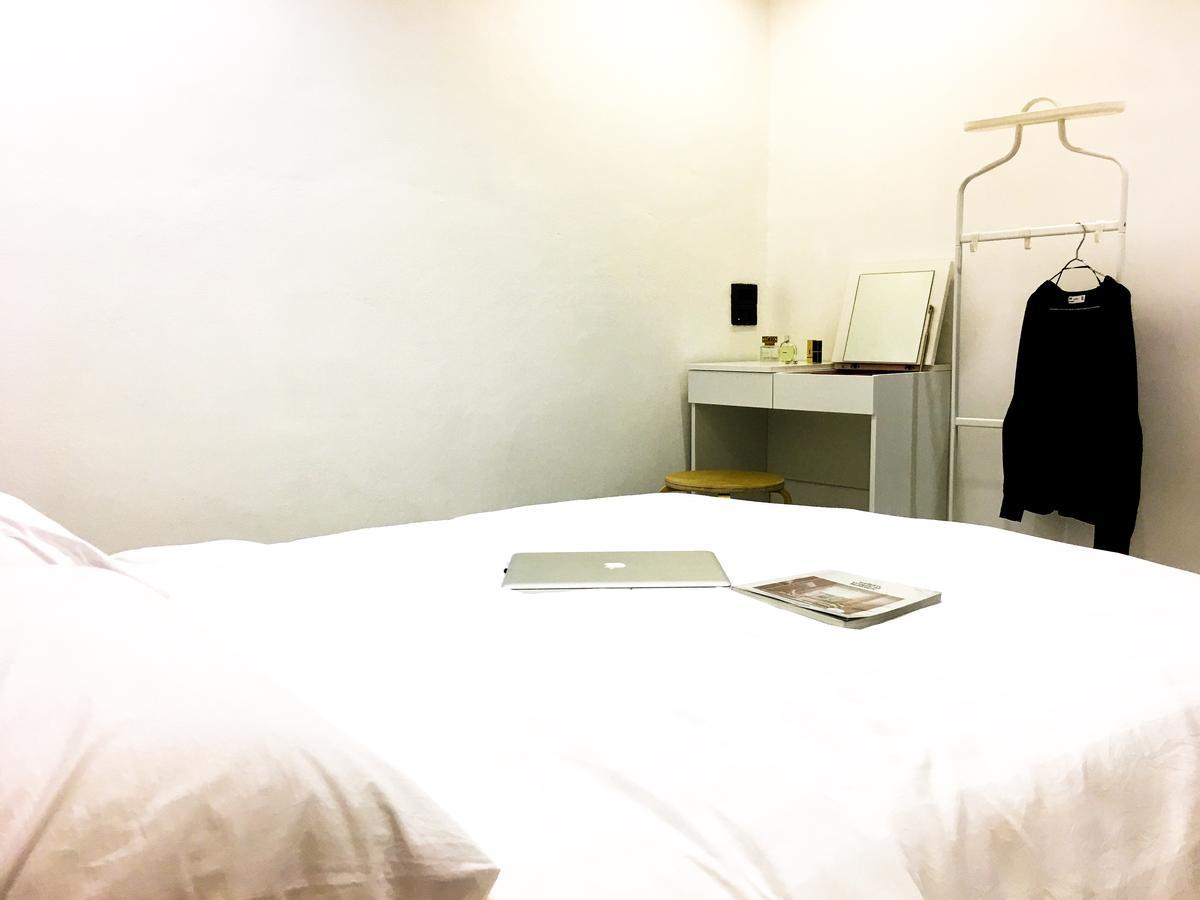 Boon Street Hostel Bangkok Buitenkant foto